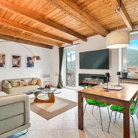 The Mansarda- 5terre-best Position-3 Beds-ac La Spezia