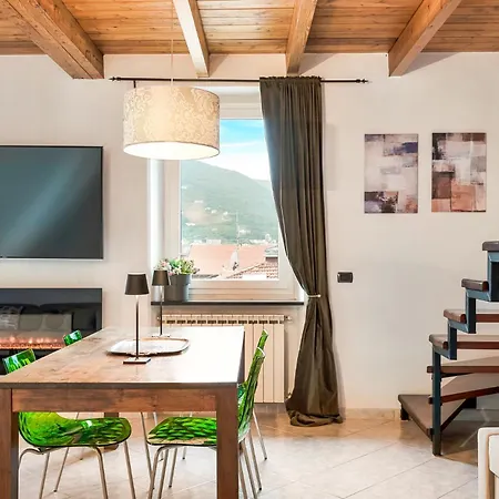 The Mansarda- 5terre-best Position-3 Beds-ac La Spezia