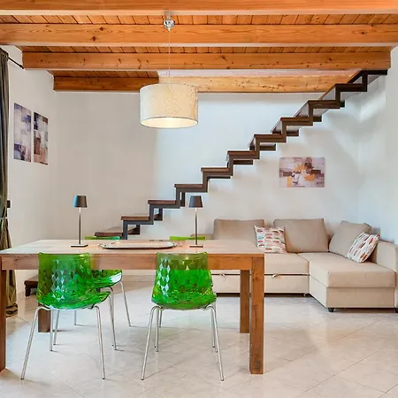 Daire The Mansarda- 5terre-best Position-3 Beds-ac La Spezia